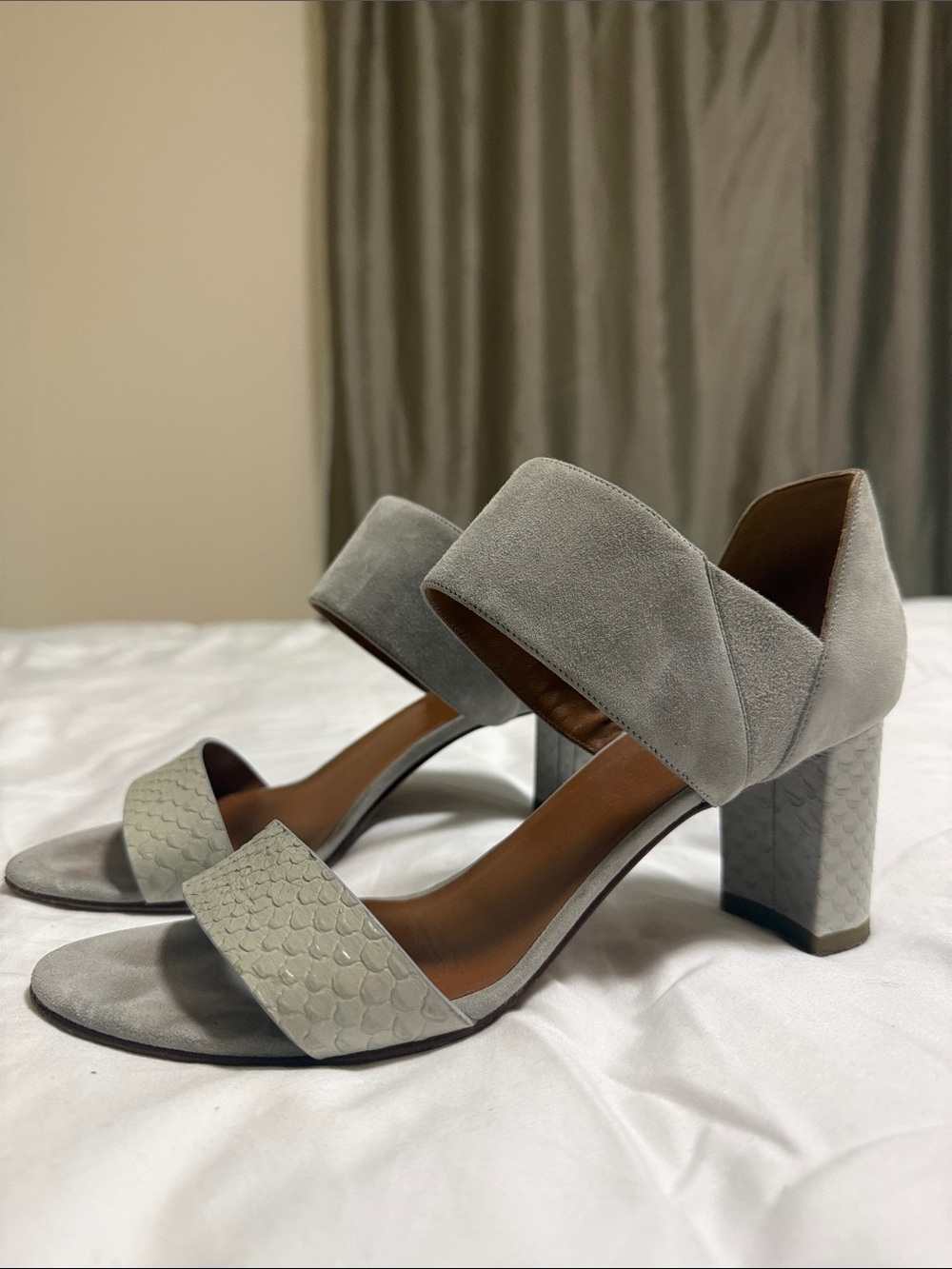 Aquatalia made in Italy Two-Band Gray Suede & snake embossed Block Heel Sandals